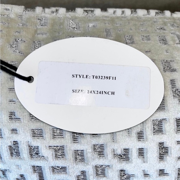 1-NWT CALLISTO HOME DECORATIVE PILLOW (please read description for details) - Picture 14 of 14